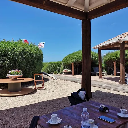 Casa Ruja - アパート *